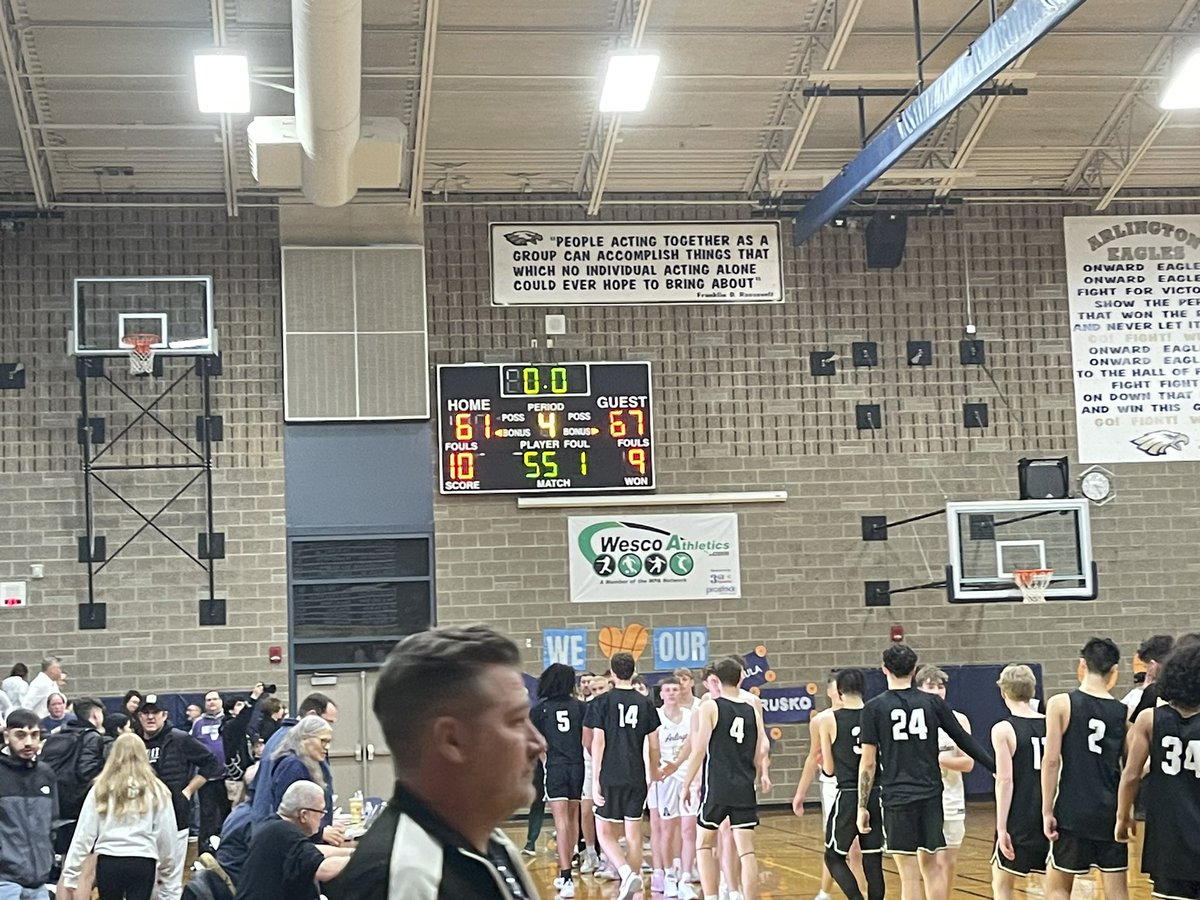 CoachHeinz57's tweet photo. Internet a little touch and go tonight but a big win against a solid Arlington team tonight for @HMJacksonHoops. Come out to @HMJacksonHS tomorrow night for Senior Night and celebrate a great group of student athletes! 🖤🐺💚🏀 @TWolvesJHS @HeraldNetPreps https://t.co/pFCs2H7pxJ