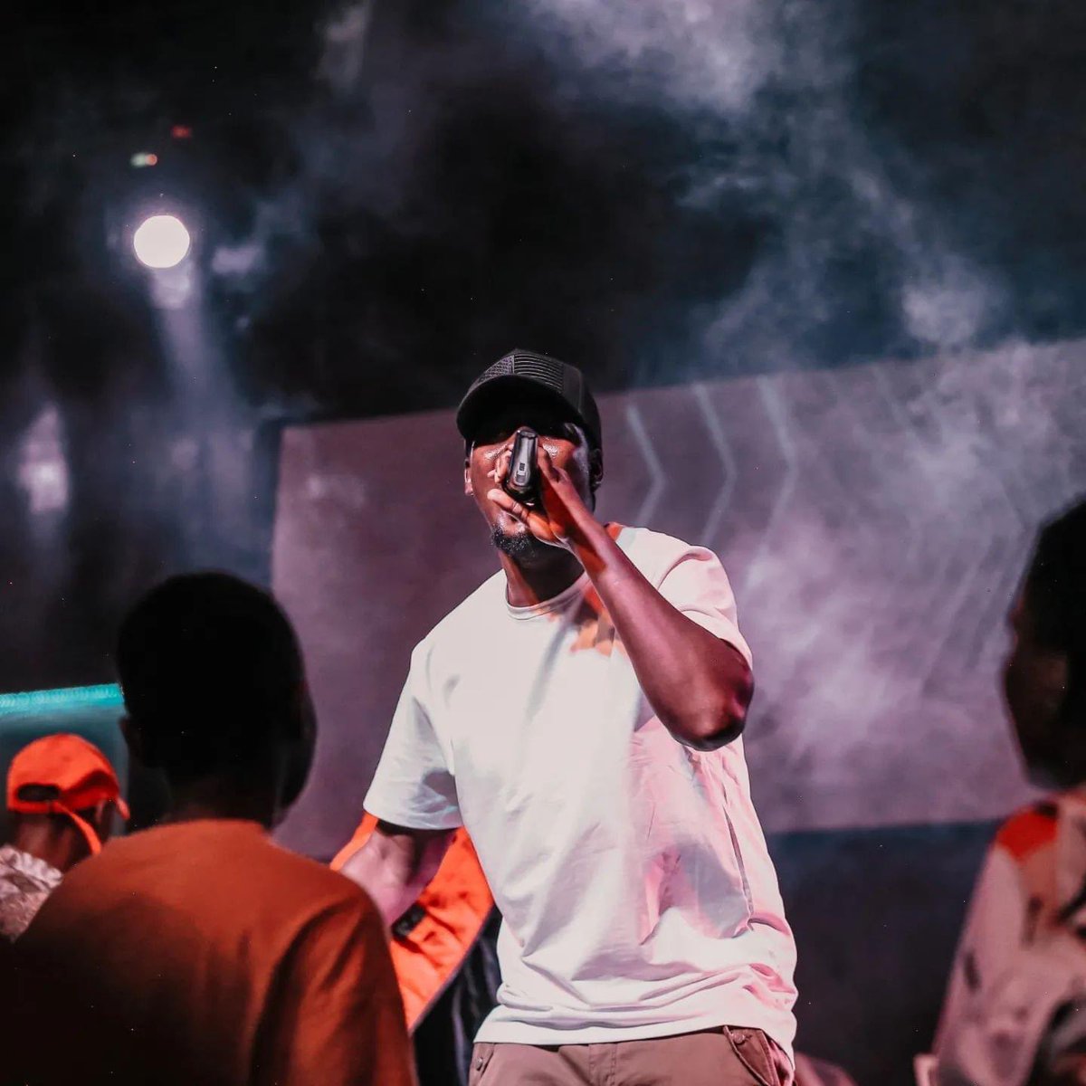 JosephElshaddai's tweet photo. Moments that took the house up the roof from the amazing @coopybly @lenapriceug @MuzikSegmento @aSaintRonnie
#UfunFest
πΈ@D_Ezi13 https://t.co/hCoK7oV1Ma