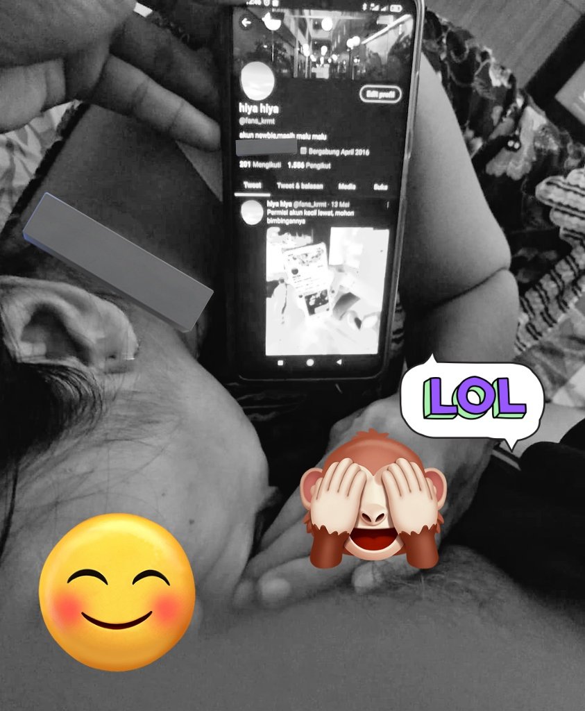 fans_krmt's tweet photo. Aku tawari temen depan rumah, wife senyum2 aja 🤣.. Kayaknya sudah mulai siap 3s nih https://t.co/P2pvDWVoiF