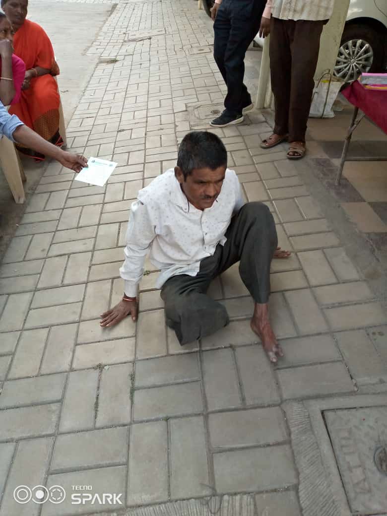 Sanjay_Kone's tweet photo. काल प्रभाग ४ व ८ मध्ये श्री. अमित मस्के व श्री. अजिंक्य शेंडगे यांनी मोफत नेत्र तपासणी शिबिर आयोजित क���ली. आम आदमी पक्षाचे धेय व धोरण प्रत्येका पर्यंत पोहचवले. नागरिकांचा सकारात्मक प्रतिसाद मिळाला
@amitmhaske86 @aap_yerwada @AAPPune @VijayKumbhar62 @aap_nagaroad @ManojPhulaware https://t.co/8athugesue