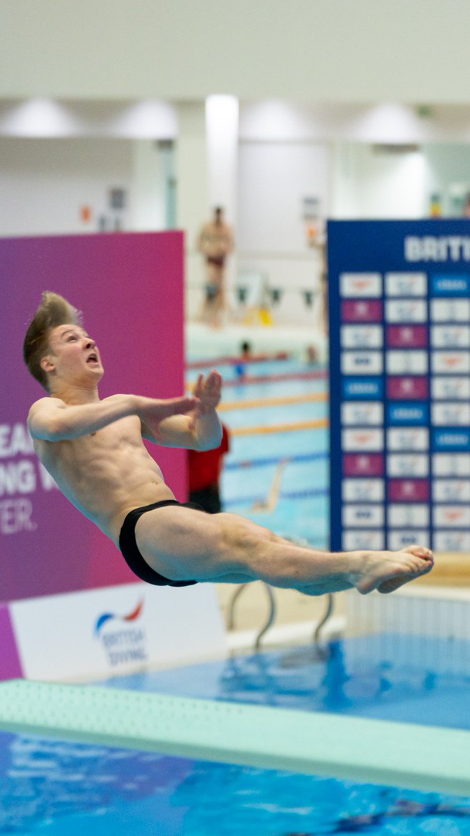DavidMollison's tweet photo. Day 2 at the British National Diving Cup at Royal Commonwealth Pool in Edinburgh #britishswimming #sportsphotography #royalcommonwealthpool https://t.co/h9eJA6JW2y