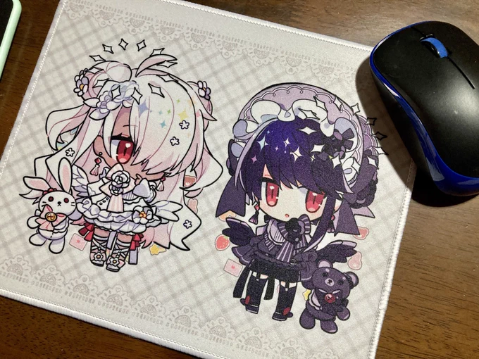 マウスパッド作った〜かわいいけっこうしっかり色濃く出るね 