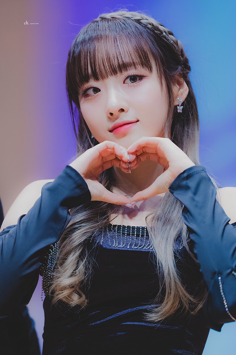 ch_lo2's tweet photo. 230128 클로이

🎉

#시그니처 #cignature 
#클로이 #Chloe
@cignature_J9 https://t.co/ONqGbB3L4Y