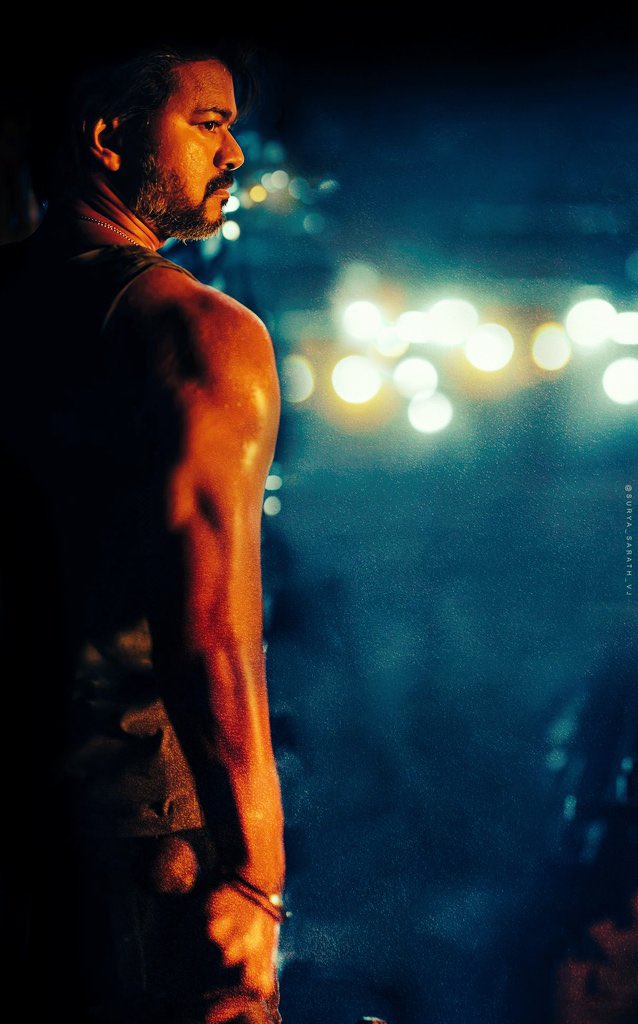 LetsOTTxCinema's tweet photo. His Fitness @actorvijay 🥵 https://t.co/9o37eGVWOj