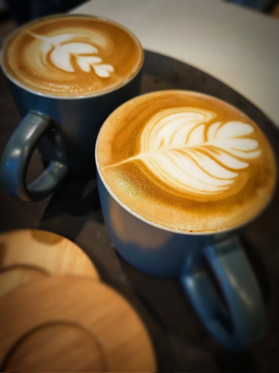 Calven_blue's tweet photo. Morning Grind ☺️ 
pick your coffee ☕
“ May your coffee be strong and your Saturday be short.” .. 😊 

#Itscoffeetime
#ShotonOPPO https://t.co/UkhpMXYIpc