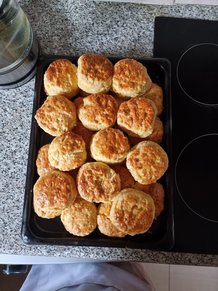 Selling scones, cupcakes, banana loafs around Midrand. 
Halla at me via Dm's.