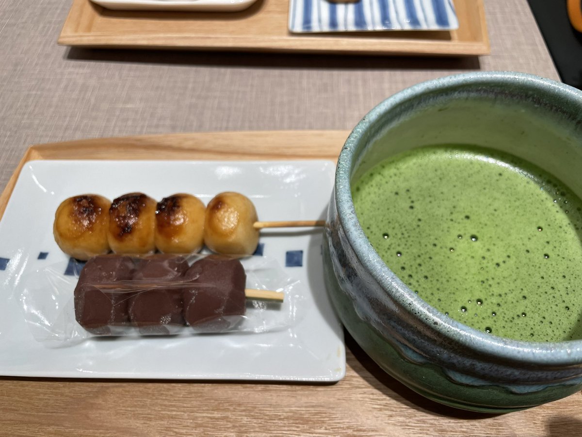 びたわん tweet media