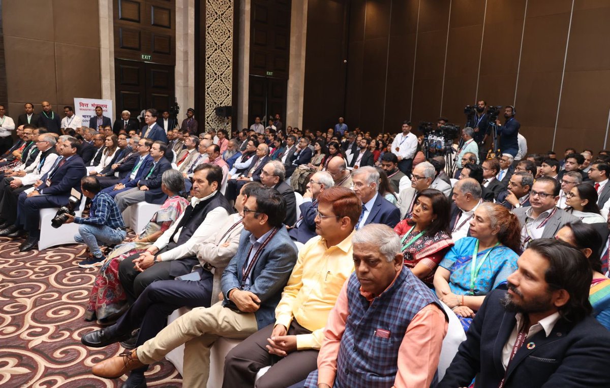 Devendra_Office's tweet photo. DCM #DevendraFadnavis attending Post Budget Interaction held by Union Finance Minister @nsitharaman ji in #Mumbai.
Union MoS @DrBhagwatKarad, industry leaders,experts from various fields are present.
Dignitaries inaugurated the session by lighting traditional lamp.
#Budget2023 https://t.co/RaG2SWzVK5