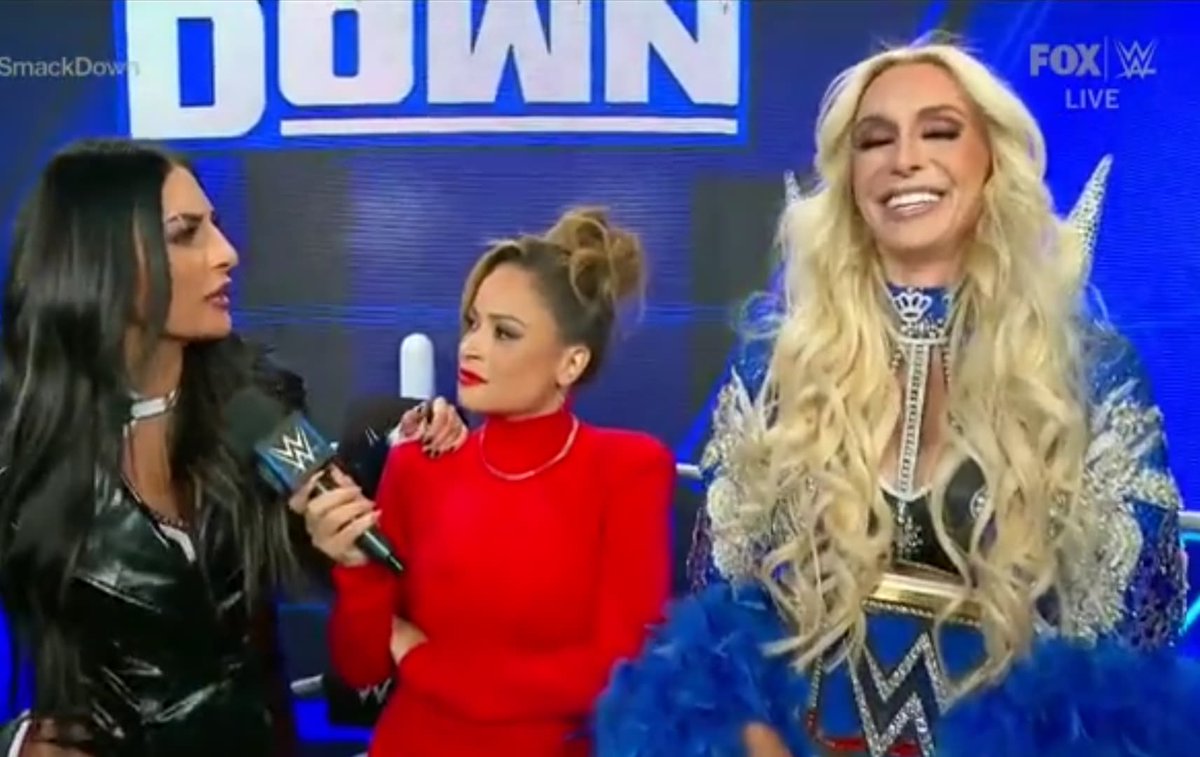 EwanECW's tweet photo. when you brag too much
#wwe #wwewomenschampion #wwenxt #womenswrestler #femalewrestler #smackdownwomenschampion #rawwomenschampion #nxtwomenschampion #charlottewwe #charlotteflair #sonyadeville #smackdown #dariaberenato #damandyzdonutz #absolutionwwe #fireanddesire #kaylabraxton https://t.co/tiJKZR1WKp