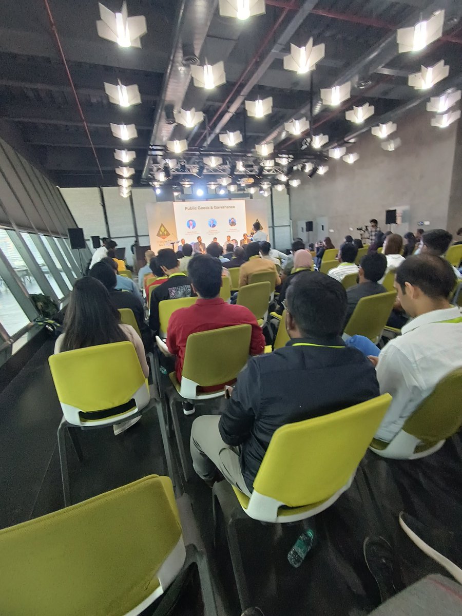 abdulquayyum_'s tweet photo. Here at ETHforAll kick-off event
#Lets_Network 

@devfolio #ETHforall #ETHIndia #Thub https://t.co/qT3MIIzrcW
