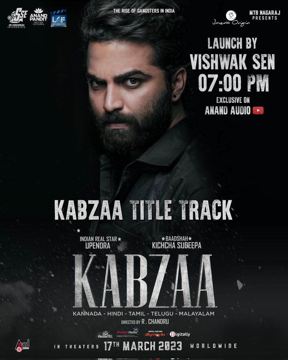 SMMollywood's tweet image. #KabzaaTitleTrack releasing tomorrow #Feb4th 7PM with A Grand event at Hyderabad to Captured Your Soul... 

#SriSiddeshwaraEnterprises #upendra #KicchaSudeep #ShriyaSaran @rchandru_movies @anandpandit63 @apmpictures @Alankar_Pandian @RaviBasrur @shivakumarart #KabzaaFromMarch17