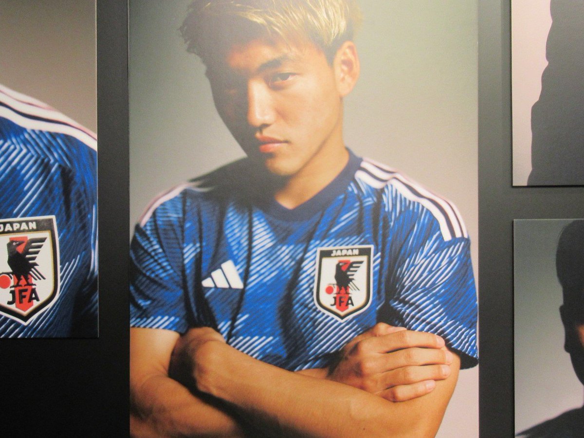 jfa_museum's tweet photo. #日本サッカーミュージアム 残りの営業日数は…
【8日間】になります⚽

8番といえば #堂安律 選手！！
#ワールドカップ での2ゴール、しびれましたね🔥
大会関連の展示をご紹介します✨

明日2/5(日)の開館時間は10:00～17:00（最終入場16:30）です💁
2月の営業日はこちら👇
https://t.co/43GNO00Elq https://t.co/RM7fLUxfvu