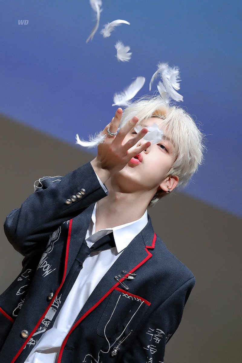 230201
#수빈  #SOOBIN 
#투모로우바이투게더 #TXT