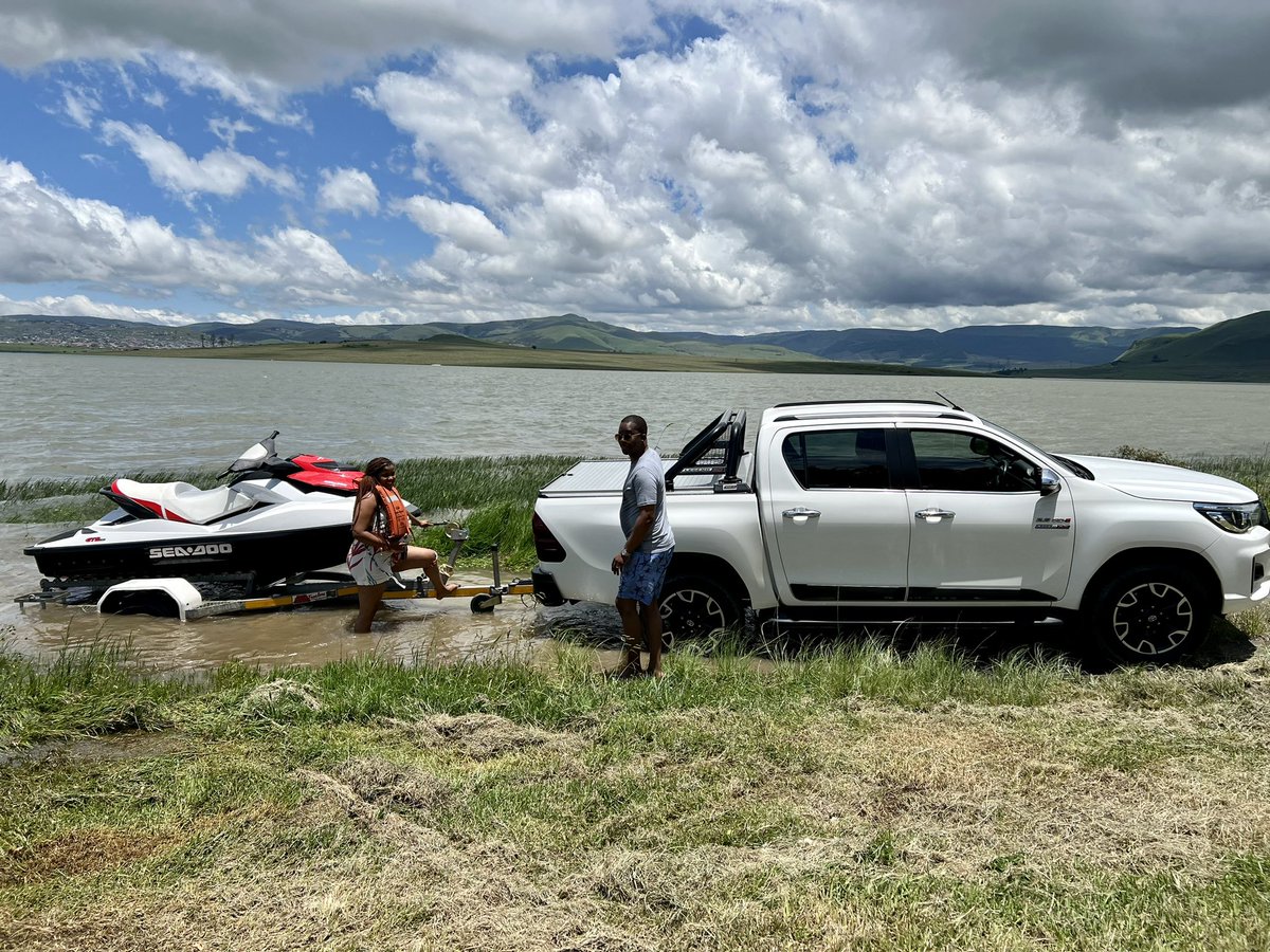 Nomi 👑 tweet media