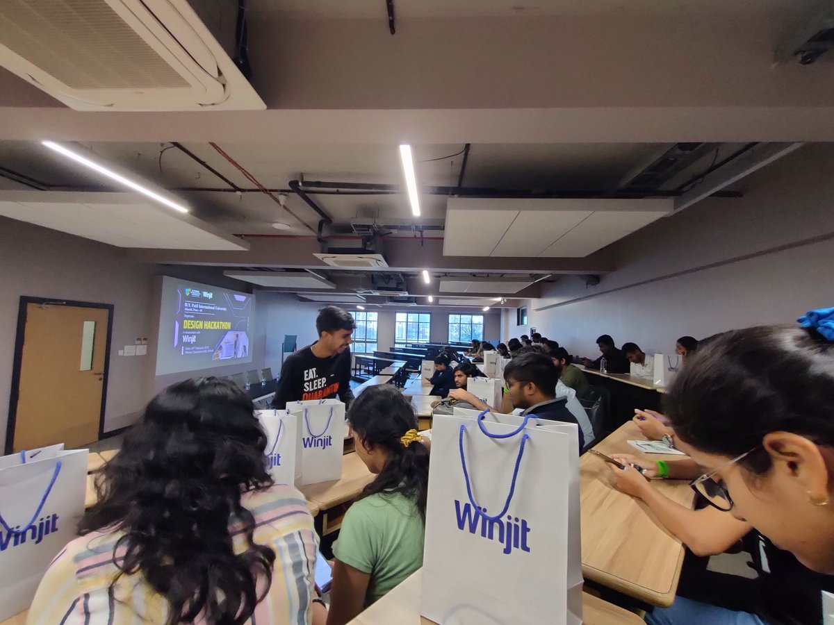 MiniSpeaker3's tweet image. #Design_Hackathon
Excited for something new ! 
@WinjitTech &apos;s design Hackthon!
A amazing design Hackthon filled with learnings and fun activities! Looking for more ahead ! Wish me luck ! 🤞
#DesignHack2023 #WinjitDesignStudio
