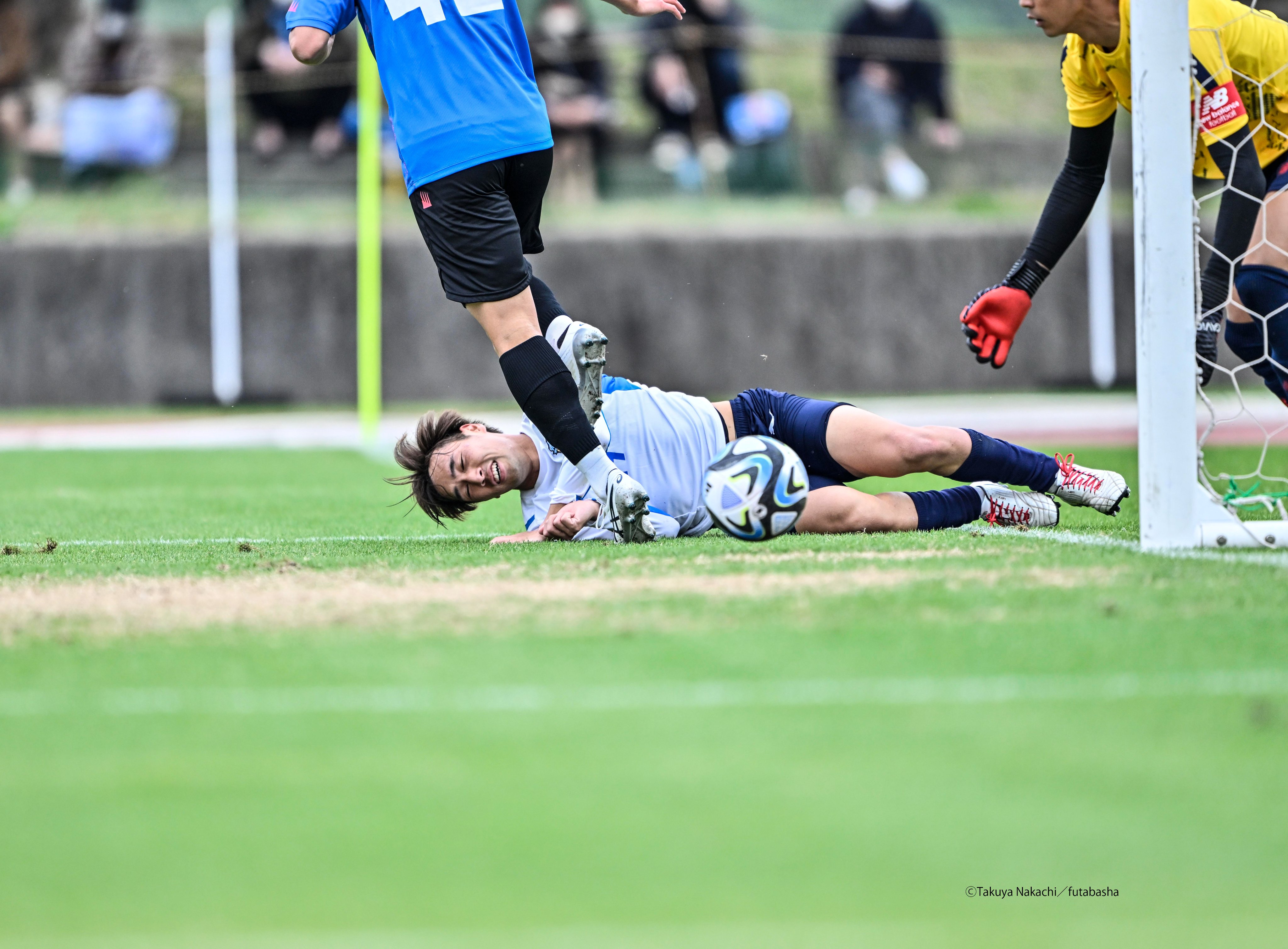 城とサッカーの編集者兼記者兼カメラマン 双葉社 サッカー批評 Ikinikuishiro Twitter
