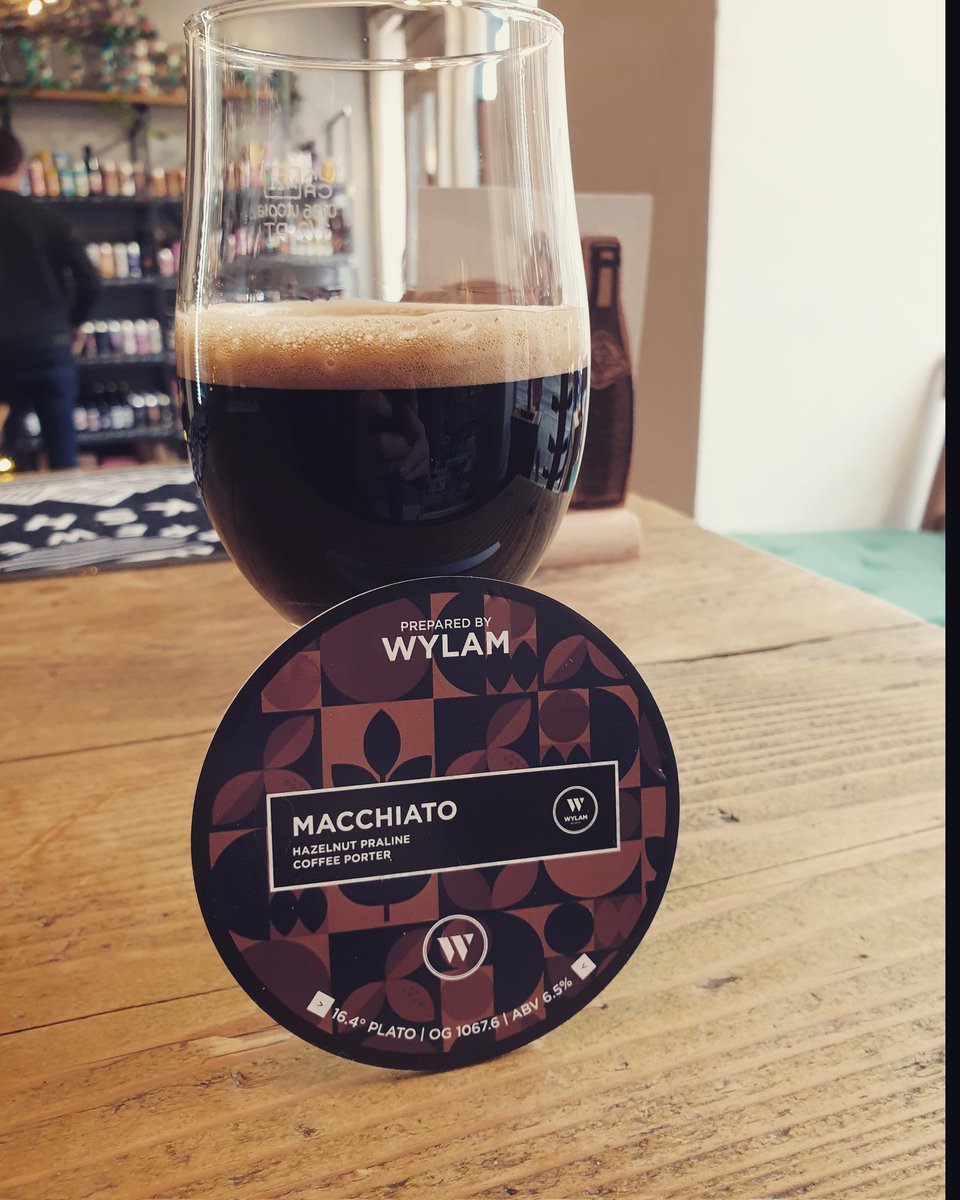If you want a spectacular porter loaded with Coffee & Hazelnut, well we're pouring it now! @wylam_brewery Macchiato 6.5% 

#wylambrewery #coffeeporter #darkbeer #hazelnut #coffee #darkale #porter #freshon #nowpouring #ontap #thebeertrap #thebeertrapbelper #belper