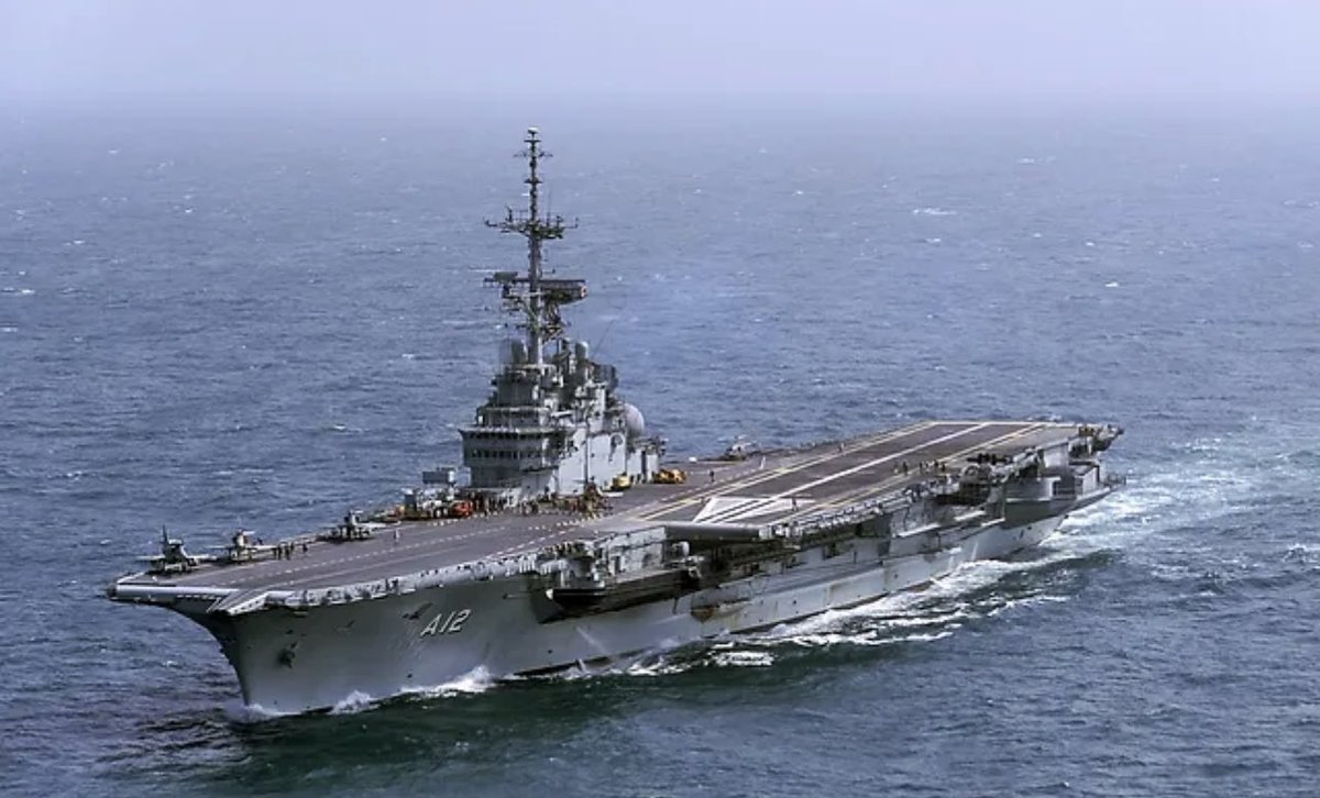 PucaraD's tweet image. La @marmilbr hunde el #portaaviones "São Paulo"
#hidrografia #marinha @DefesaGovBr #ibama #nae #saopaulo #hundimiento

pucara.org/post/marina-de…