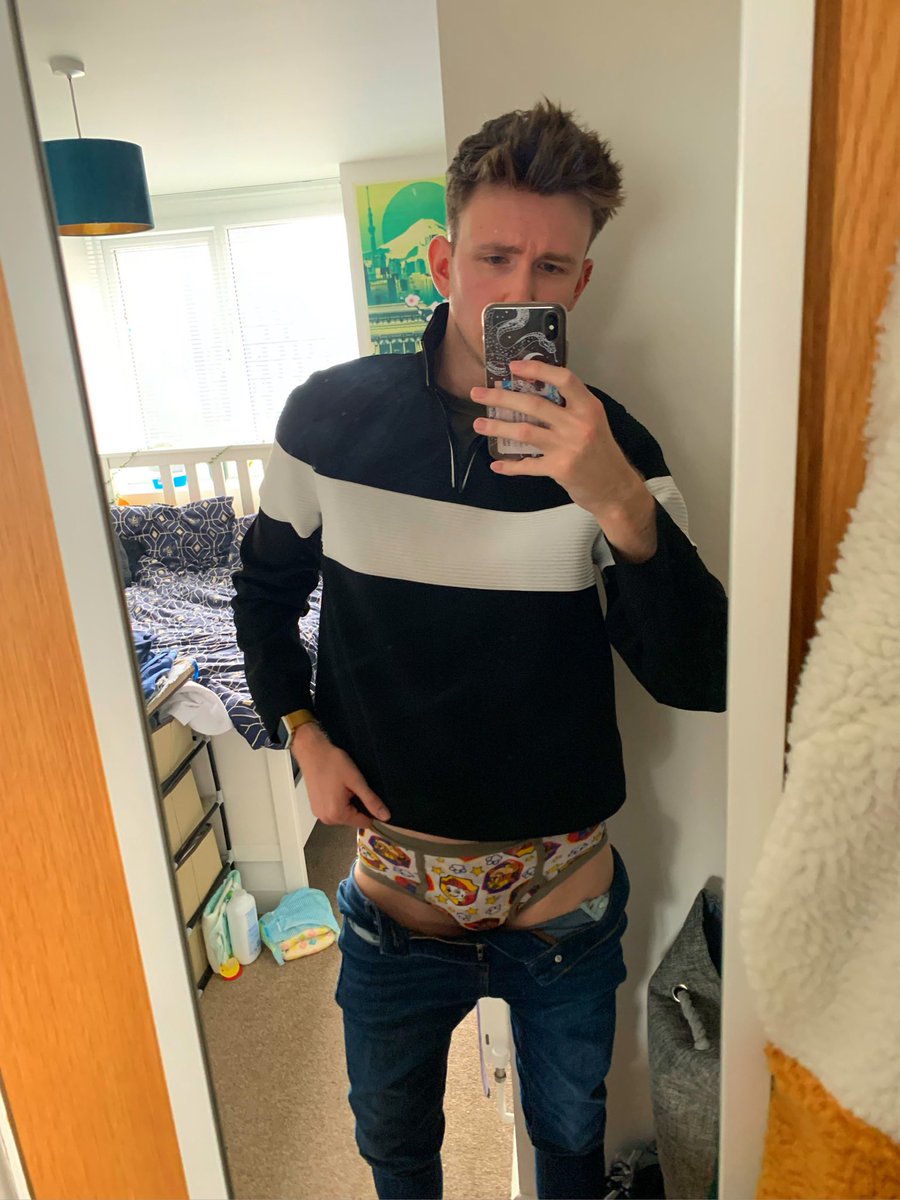 MrBusinessBaby's tweet photo. Do you guys like my cool new big boy pants? 🩲 #diaperboy #bedwetter https://t.co/MtR6qTA3Ep