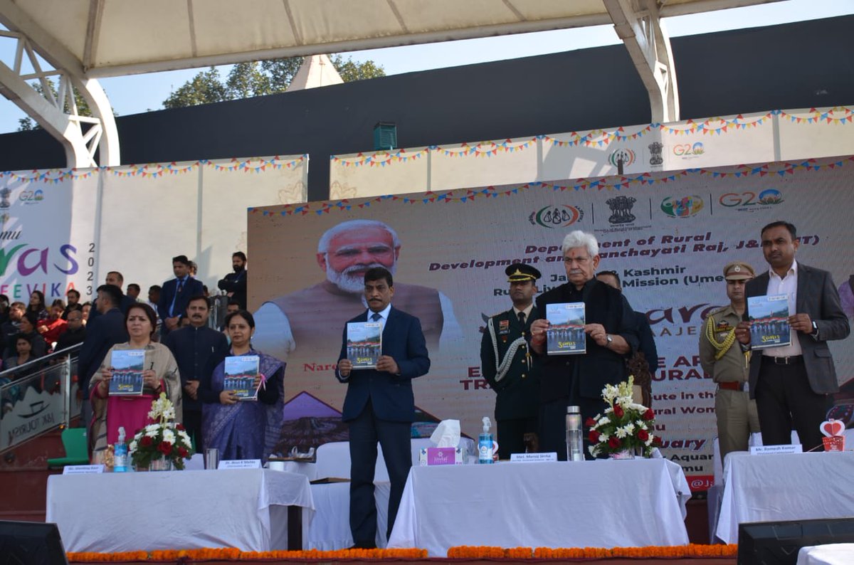 JK_NRLM's tweet photo. Hon'ble LG shri @manojsinha_ Ji inaugurates SARAS Aajeevika Mela today at Bahu Fort Jammu.Terming the SHG movement as the most significant stride towards women lead development,he expounded support to be provided to the SHGs for their economic development.@indukanwal @mandeep082 https://t.co/yXAQ9tLoYz