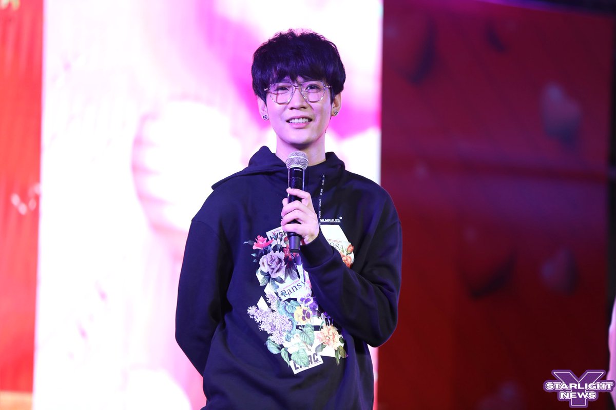 StarlightYnews's tweet photo. สุดปัง ! บาส-คิมม่อน-คอปเตอร์ กลับมารวมตัวกันอีกครั้ง พร้อม SINGLE ใหม่ มีเขาเหงาได้ไง (Why Lonely?)
#บาสคิมม่อนคอปเตอร์ #bbasjtr #ขุณขิมมอญ #CTRPANUWAT 
#BKCcomeback  
#มีเขาเหงาได้ไงxBKC https://t.co/ngvbL3PvX7