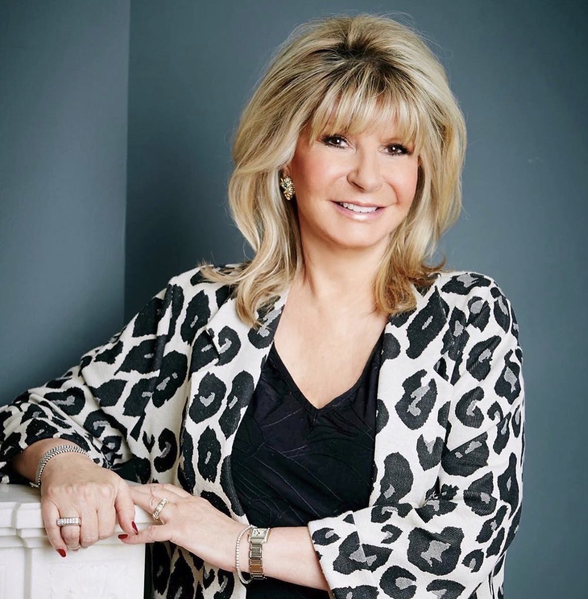 BackonTrack Charity (@botcharity) on Twitter photo Follow @backpntrackcharity on instagram and Meet our Back on Track Charity Trustees… 
<a href="/LesleyReynolds_/">Lesley Reynolds</a> along with her husband <a href="/DrKhanTBT/">Dr Khan Turn Back Time</a> founded Back on Track in order to help injured veterans who did not qualify for help on the National Health Service. Follow @backpntrackcharity on instagram and Meet our Back on Track Charity Trustees… 
<a href="/LesleyReynolds_/">Lesley Reynolds</a> along with her husband <a href="/DrKhanTBT/">Dr Khan Turn Back Time</a> founded Back on Track in order to help injured veterans who did not qualify for help on the National Health Service.