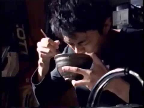 @fabu123fa 本当に美味しそうに食べる子だなぁ
見ていてホッコリするわ
昔のお茶漬けのCM思い出したわ 
