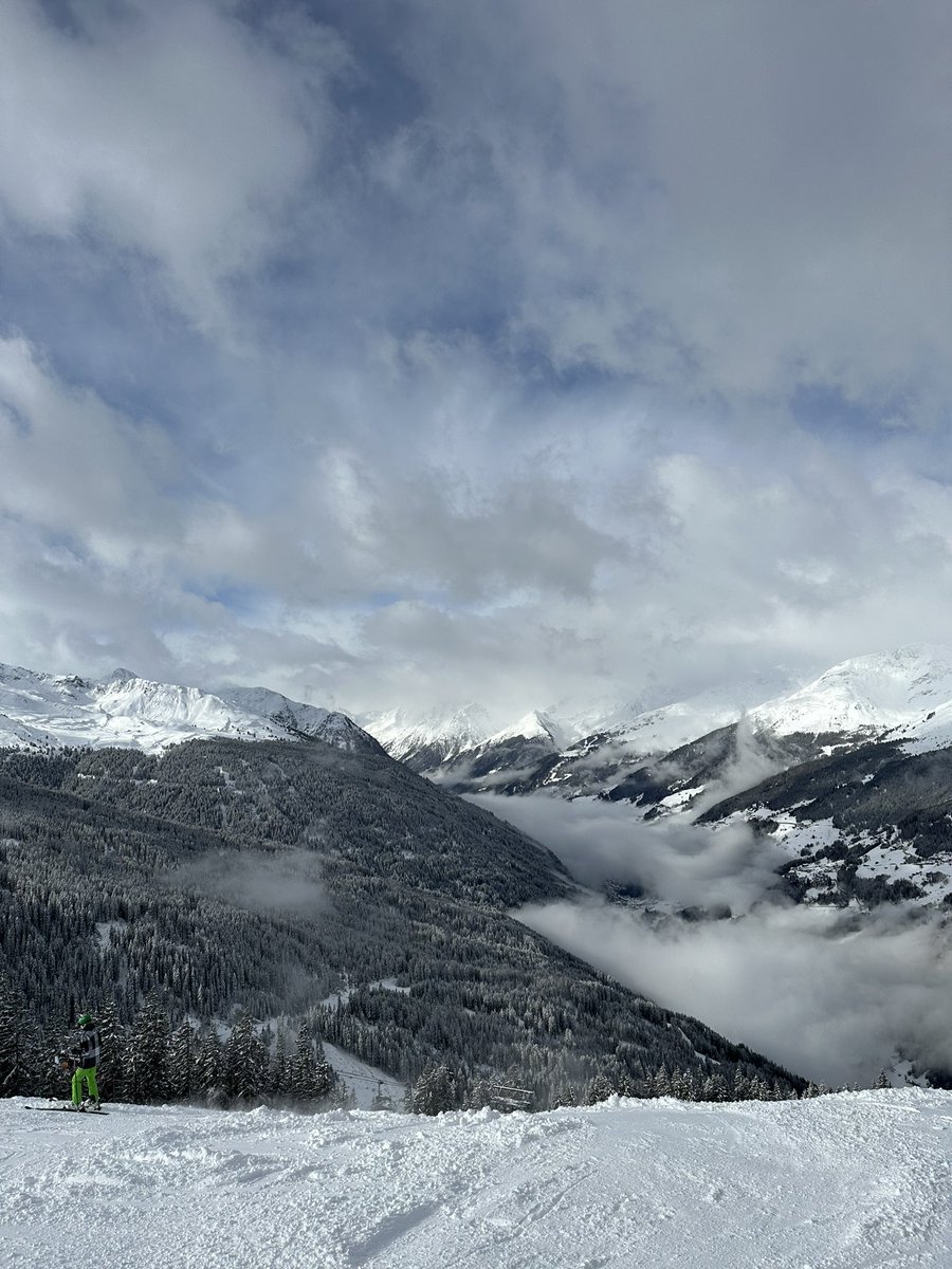 dekevin_'s tweet photo. ⛷️🎿 https://t.co/V5xoJ0Ymbr