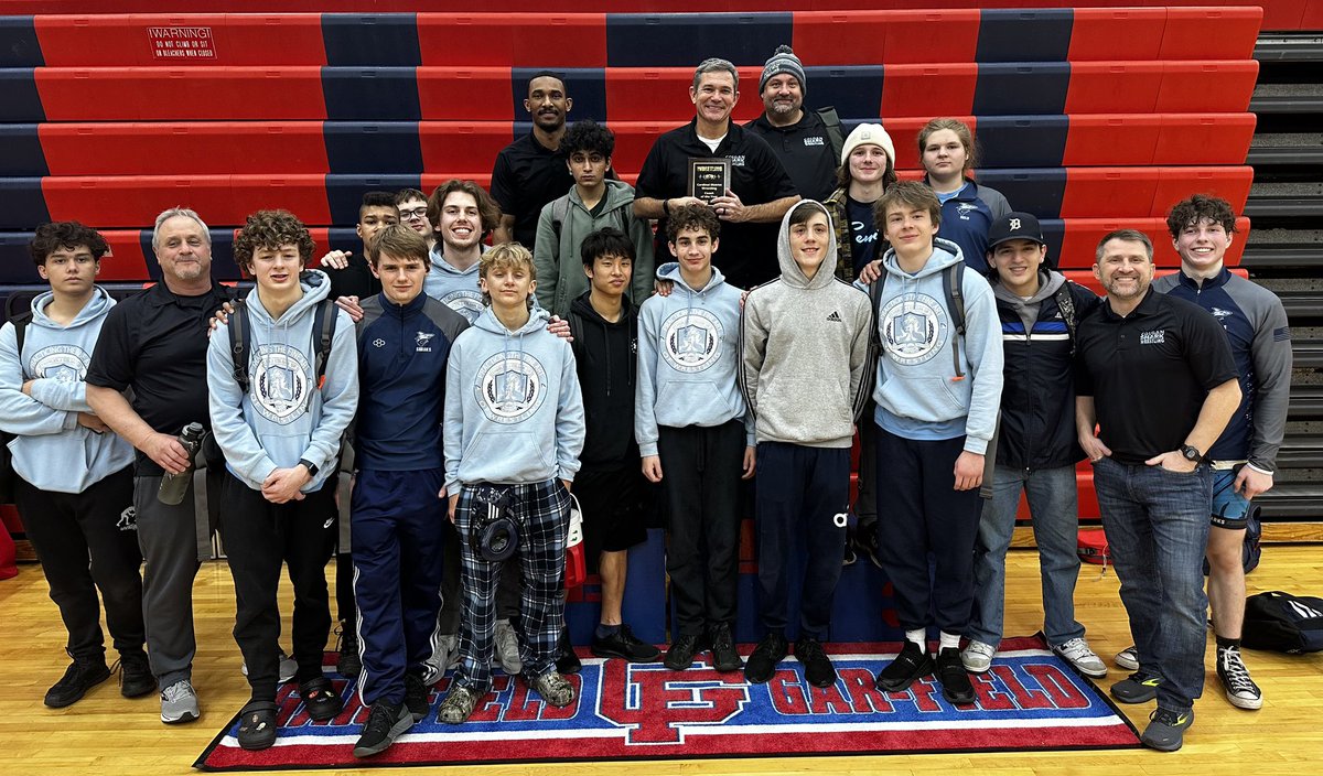 Great day at the Cardinal District Tournament. Zech Osburn and Bryce Flanders won championships. Tyler Gutschmit, Elias Kim and Harry Gitlin were second and Ethan Bitonti and Jack Casto were third. The team took second.