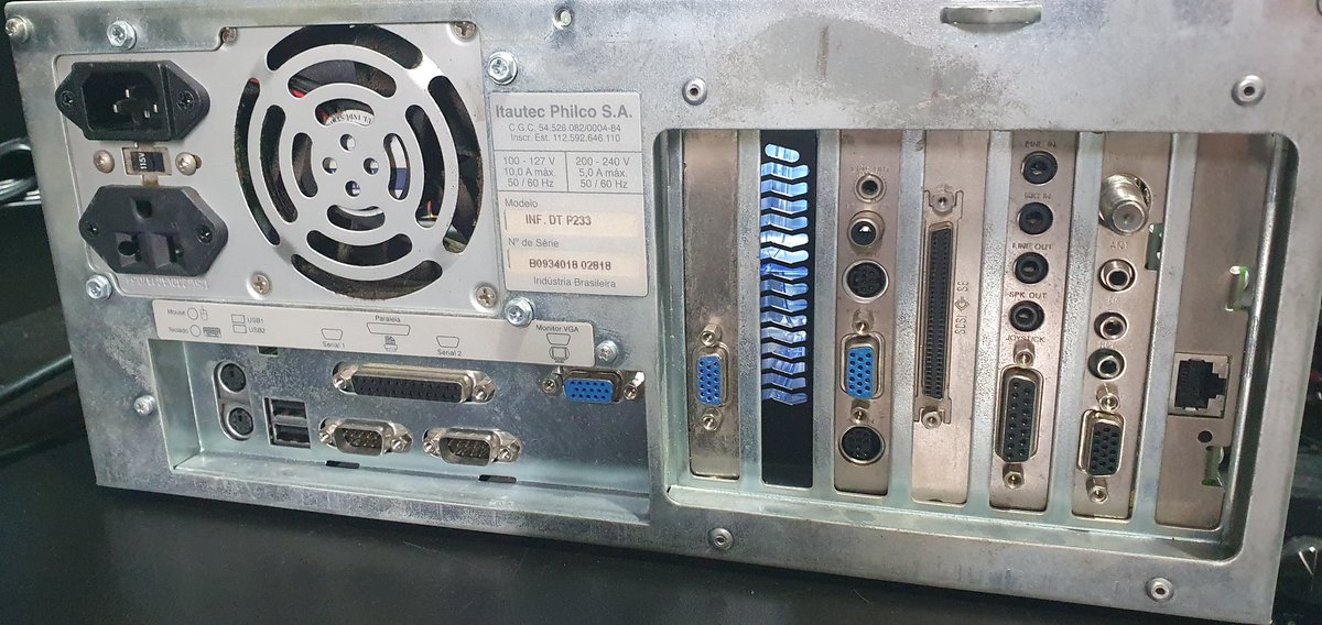 Strogg 💬 on Twitter "RT tercio_miranda Win95 P233mmx, 256mb ram