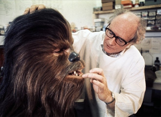 On this day in #StarWars: February 05, 2013, Stuart Freeborn passed away!

The makeup supervisor on original trilogy, responsible for transforming Peter Mayhew into Chewbacca and a lot more. Yoda's face is actually modelled on his. https://t.co/JlKfBgps13