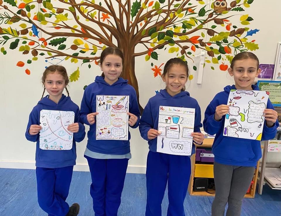 SKprimary's tweet photo. On Friday morning Tall Oaks shared their half terms work on the digestive system and teeth! They shared their posters and even a poem/rap they’d written 🦷🪥😁 Thank you Tall Oaks https://t.co/8fludAahtu