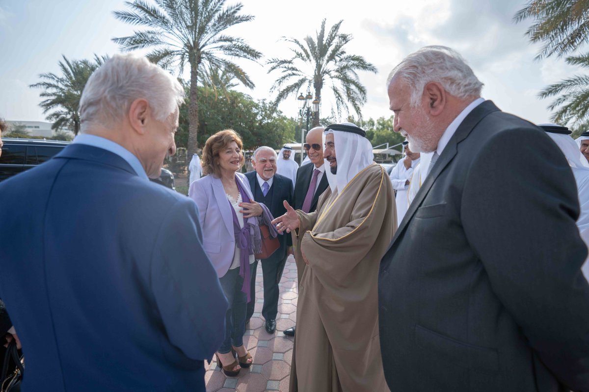 HHShkDrSultan's tweet photo. حضور محاضرة للدكتور فيليب سالم حول آخر المستجدات في علاجات السرطان
Attending a lecture by Dr. Philip Salem on the latest developments in cancer treatments https://t.co/FuoQHui3s9
