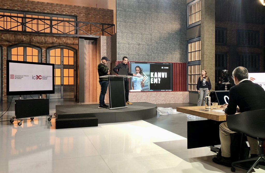 la kaseta (@la_kaseta) on Twitter photo Contents d'anunciar que el projecte ‘Kanviem?’ de La Kaseta és un dels 13 projectes escollits per la @CCMA_cat i <a href="/icec_cat/">Empreses culturals</a> a la 5a crida de projectes audiovisuals. ‘Kanviem?’ farà d'altaveu de les accions que lluiten contra la crisi climàtica amb la jove activista <a href="/oliviamandle/">oliviamandle</a> Contents d'anunciar que el projecte ‘Kanviem?’ de La Kaseta és un dels 13 projectes escollits per la @CCMA_cat i <a href="/icec_cat/">Empreses culturals</a> a la 5a crida de projectes audiovisuals. ‘Kanviem?’ farà d'altaveu de les accions que lluiten contra la crisi climàtica amb la jove activista <a href="/oliviamandle/">oliviamandle</a>