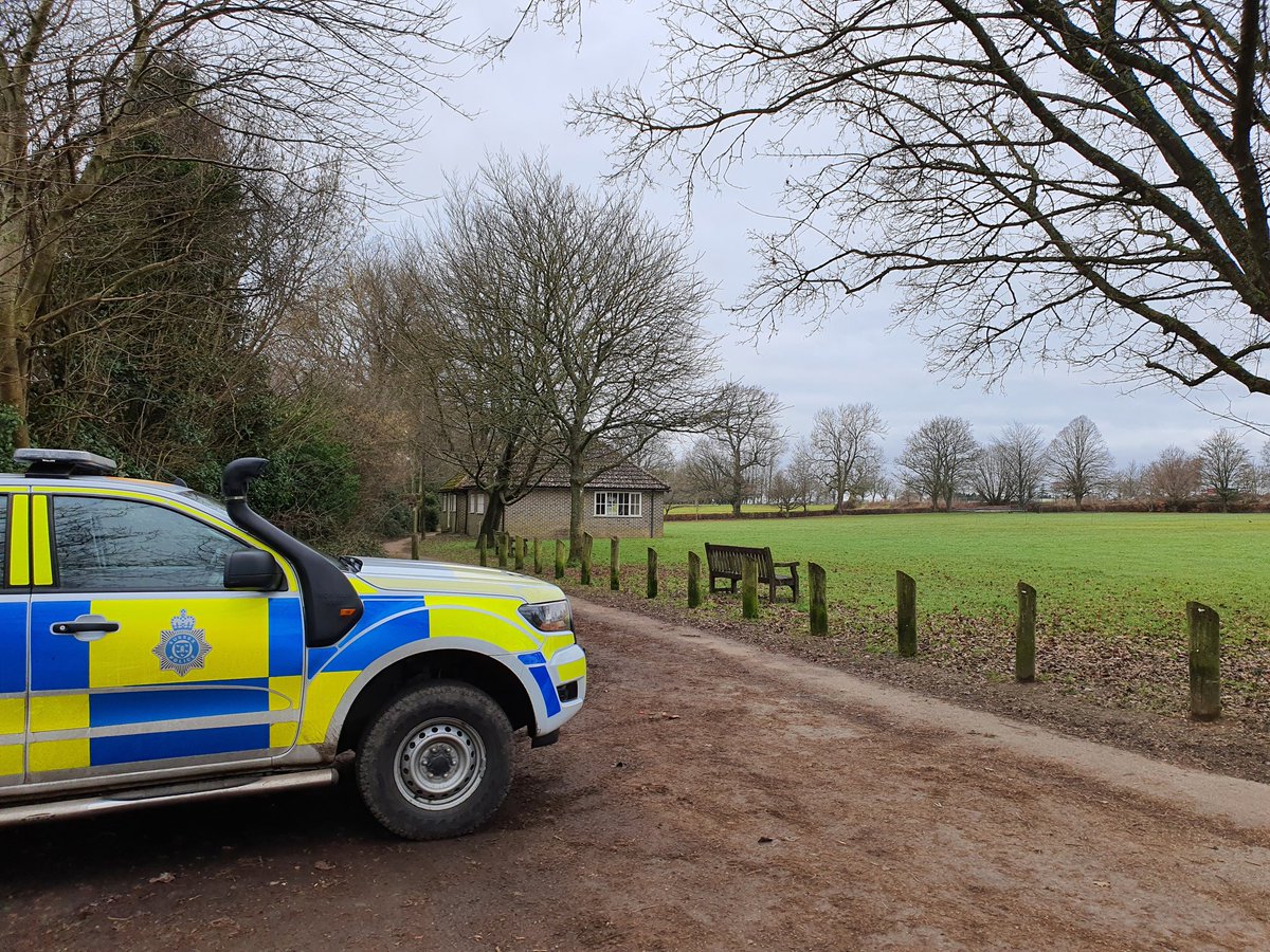 Your Neighbourhood Policing Team are at the Recreation Ground on the High Street #Ardingly this morning from 0930 to 1100, please come down for a chat if available #Neighbourhoodpolicing #Engagement #WM1Rural @sussex_police @SussexPCC @westdownsnhw @alertmessages #PCSO20088