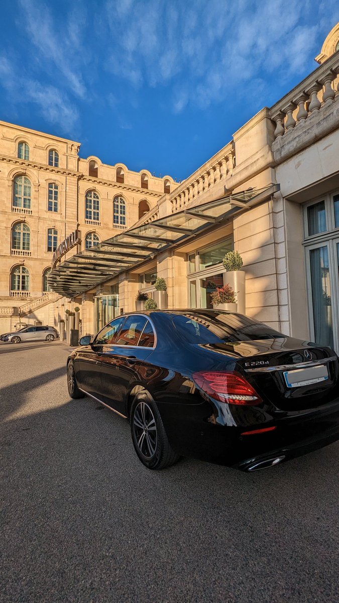 mcs_13008's tweet photo. Mise à disposition à l'@ICMarseille
#limousineservice #marseille #privatechauffeur 
https://t.co/hme5am86Xn https://t.co/xOz2ufkJg6