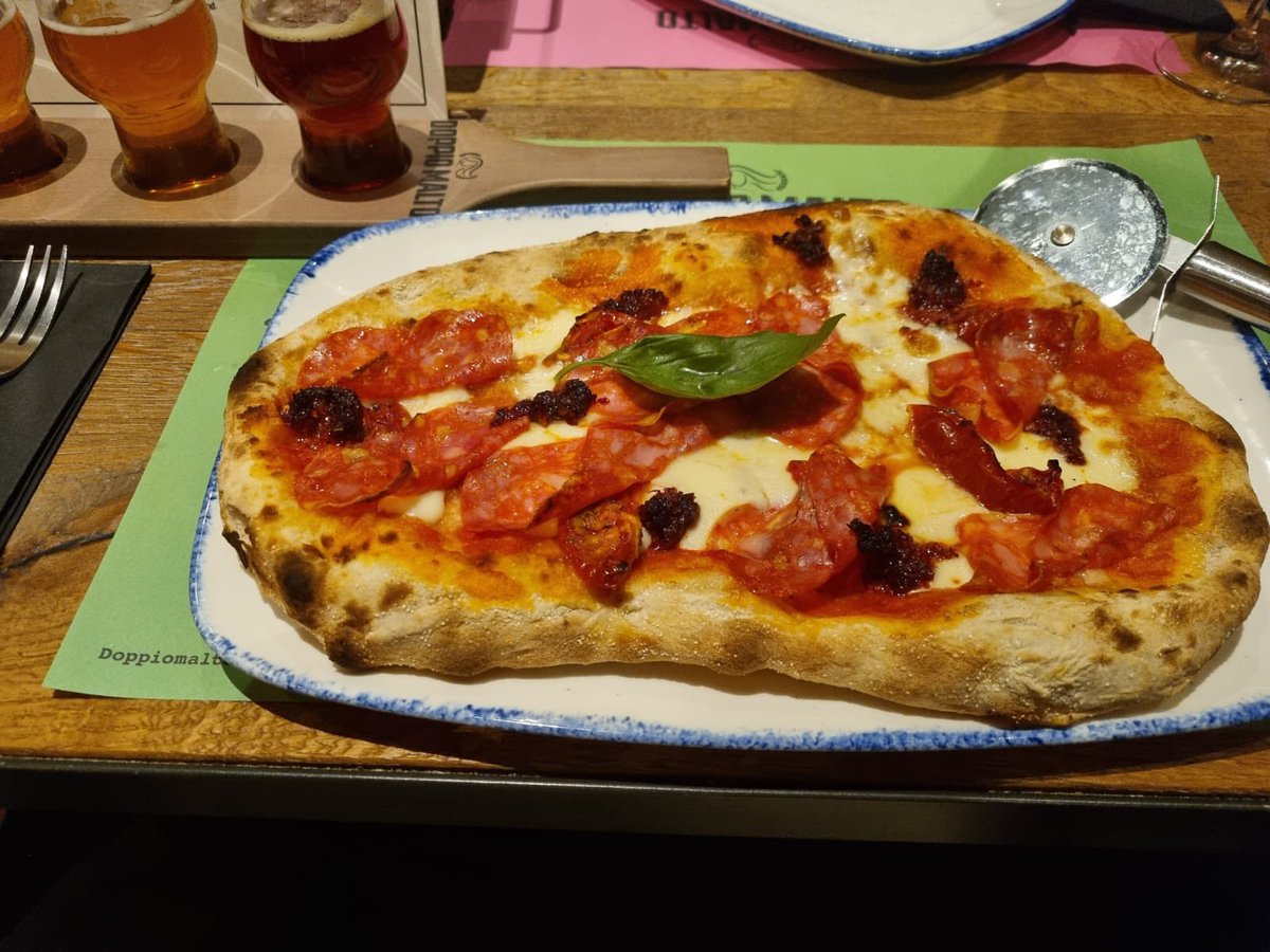 <a href="/DoppioMaltoUK/">Doppio Malto UK</a> last night, some feed!