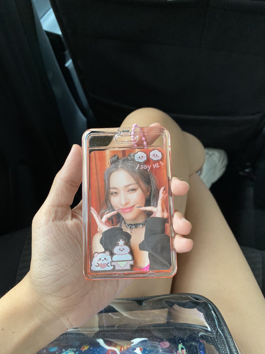 mitszy_'s tweet photo. otw konser itzy https://t.co/tmpWrU9nRw