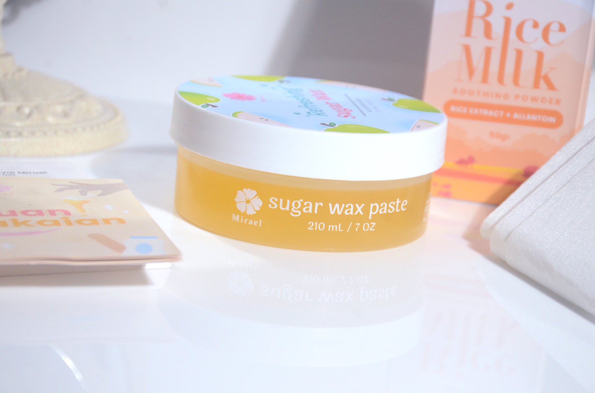 himew on Twitter "Aku coba varian yang refreshing sugar wax, yang rasa