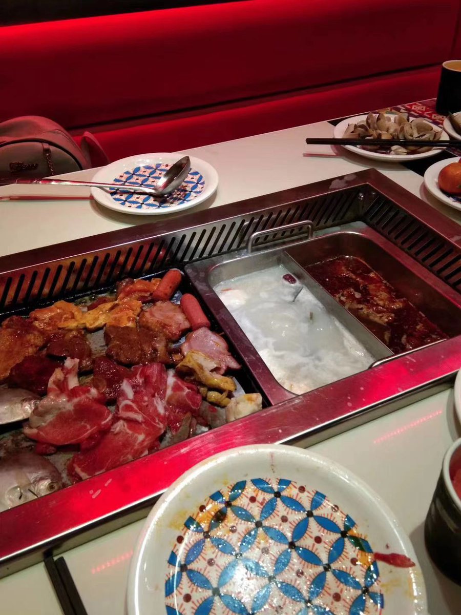 VdNtmxbLdQD88cp's tweet image. Commercial barbecue pot, hot pot barbecue table烤涮一体锅商用，火锅烧烤一体桌，合作案例：中国-广东省广州市番禺区大石富丽城3楼-尚景宫 #table #hotpottable #bbqtable #hotpottable #烤涮一体桌 #烤涮一体火锅 #下排烟烤涮一体桌  #火锅烧烤一体桌 #火锅烧烤一体炉 #烤涮一体炉 #烤涮一体锅商用