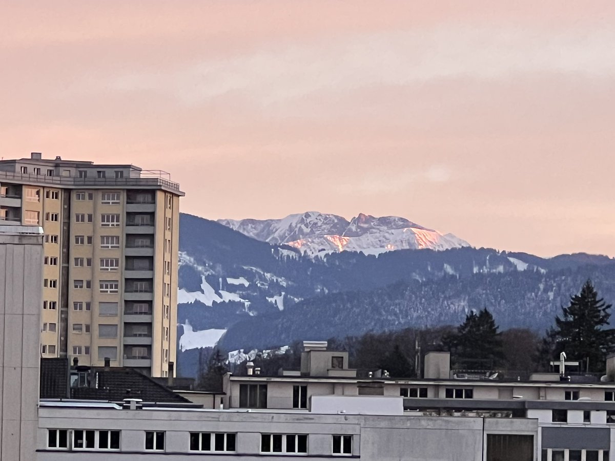 shloobee's tweet photo. Yesterday’s sunset sky #PreAlpes #Mountains #Fribourg #FribourgRegion #Switzerland #Sunset #RedSky https://t.co/1LRd0Mnnua