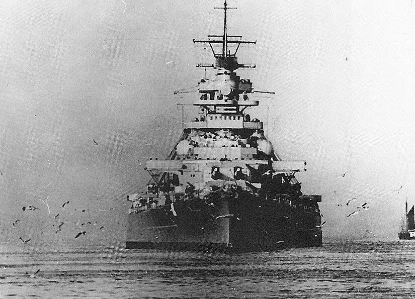 #OnThisDay 1941 <a href="/RoyalNavy/">Royal Navy</a> Forces under Admiral Tovey intercepted and sank the German battleship Bismarck. Aircraft from ARK ROYAL disabled Bismarck’s steering gear allowing Toveys big guns in HMS KING GEORGE V &amp; RODNEY and several others to finish the job of avenging HMS HOOD.