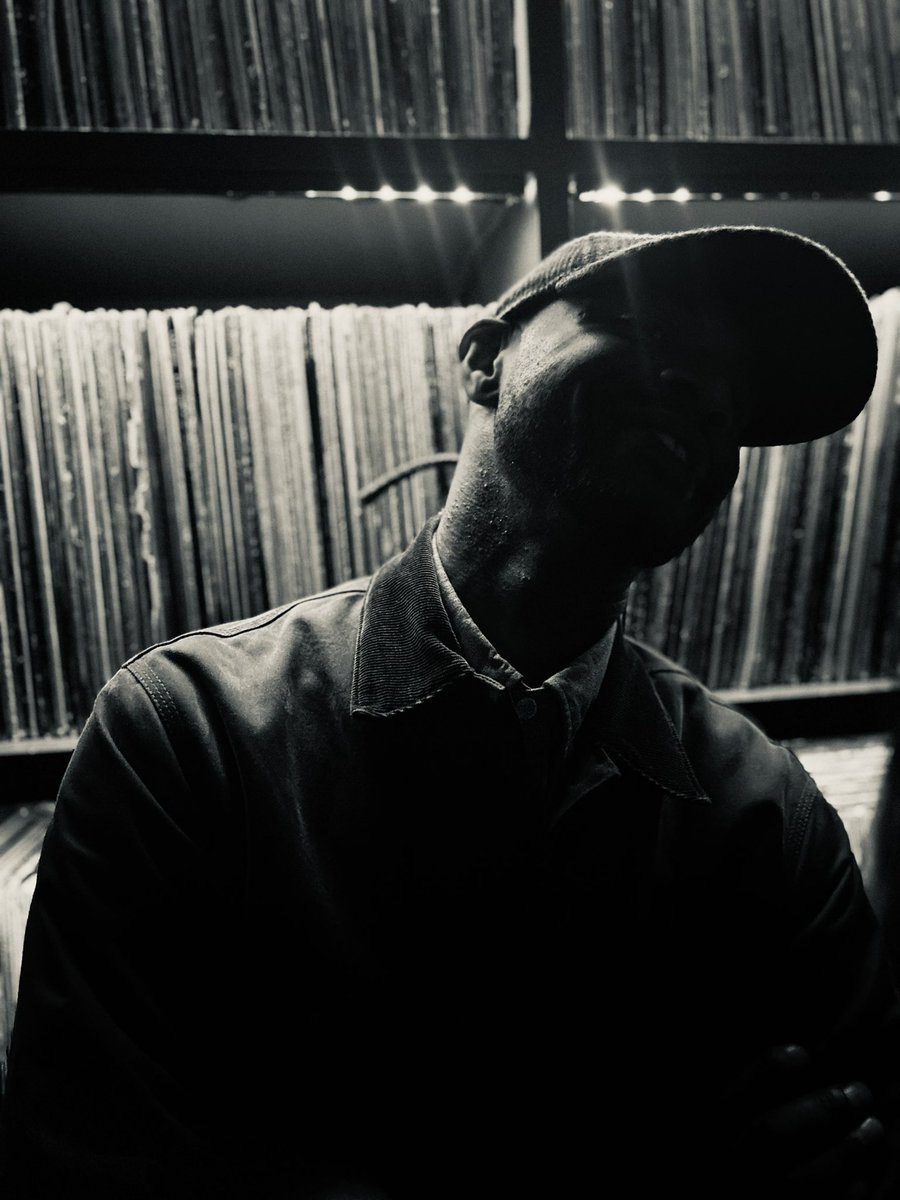 DGtheEnigma's tweet image. For the love of music.
WVZ MFG Publishing Co. is here.
Make 🌊