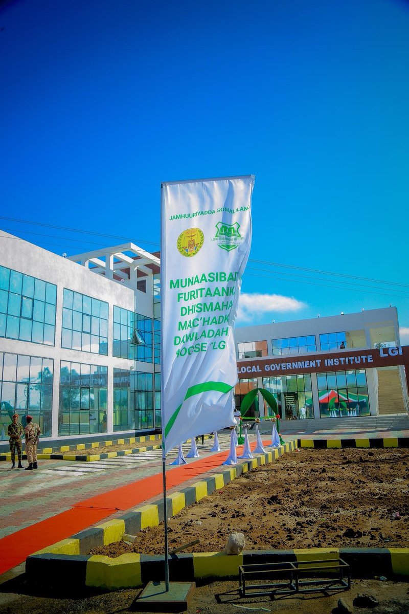 LGIsomaliland's tweet photo. Munaasibadda Furitaanka Dhismaha Cusub ee Mac'hadka Dawladaha Hoose Ee Jamhuuriyada Somaliland. https://t.co/ybxi0b8NCx