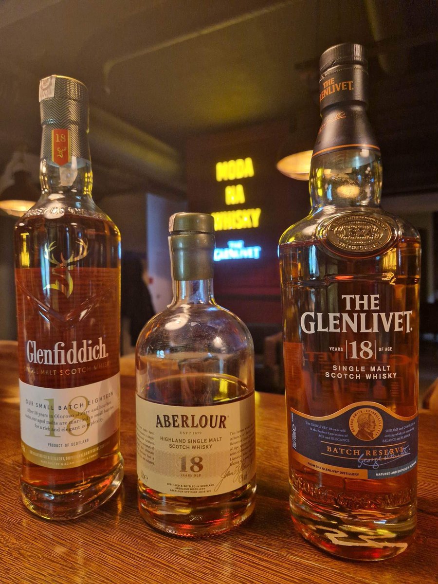 DomWhiskyJG's tweet photo. Menu degustacyjne (3x20ml):

#JastrzębiaGóra #Kingsbarn Dream to Dram, Family Reserve i Balcomie / 60 zł.

#Sopot #Talisker Storm, Skye i 8yo / 40 zł.

#Warszawa #Glenfiddich, #Aberlour i #TheGlenlivet 18yo / 110 zł.

#Wrocław #GlenScotia 10yo, 11yo, Unpeated / 75 zł. https://t.co/2AzBdNRoRT
