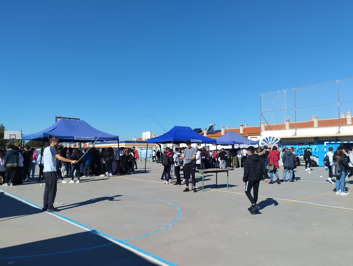 IES HUERTA ALTA CELEBRA EL DIA DE LA PAZ

 La Asociación Eo,Eo un año más colabora con el centro educativo para la celebración del Día de la Paz, con un éxito rotundo de participación.

#paz #eoeo #huertaalta #ies #asociacion #alahurindelatorre #diadelapaz