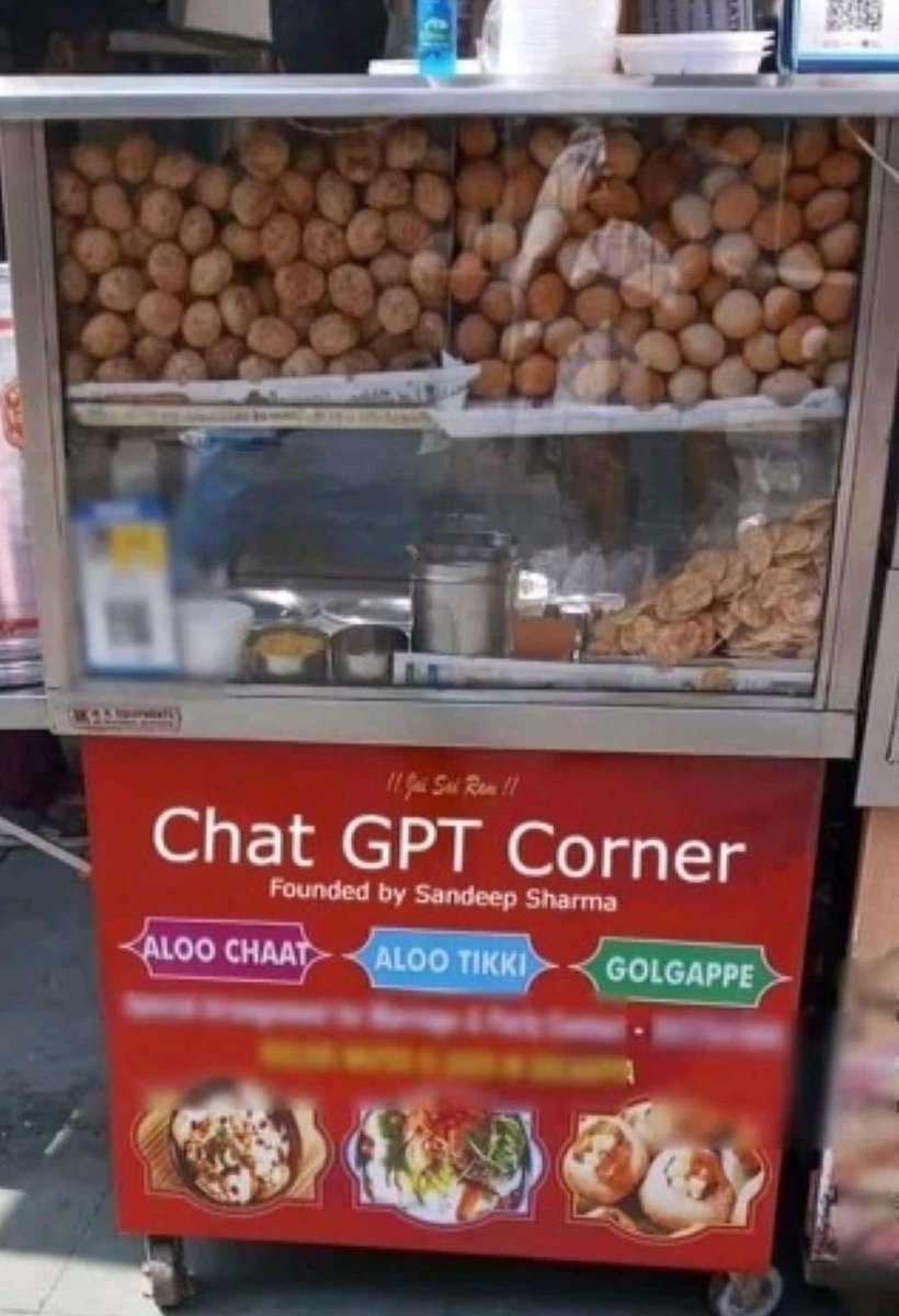 radhikajs's tweet photo. New ChatGPT corner with subsidised subscription fee. 
#ChatGPT #indianisedchatgpt #notfake https://t.co/zuEwMst2Zq