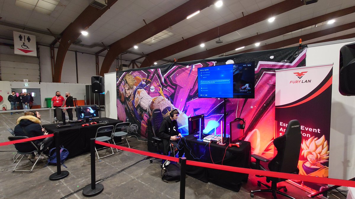 FuryVS_'s tweet photo. Let's fight @GeekDaysShow Rennes 👾
Venez doser en #ZoneLibre et #ZoneTournoi 🥊
Finales sur scène à partir de 17h ! https://t.co/ZX5EpMg3mA