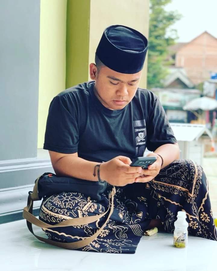 Irfhant6's tweet photo. Biarlah hati ini menanggung derita
Karena telah salah menaruh rasa
Pada akhirnya menangis 
tanpa meneteskan air mata
.
.
#Twitter #TWICE #twstプラス #bondowosohits https://t.co/JOpksTQFsa
