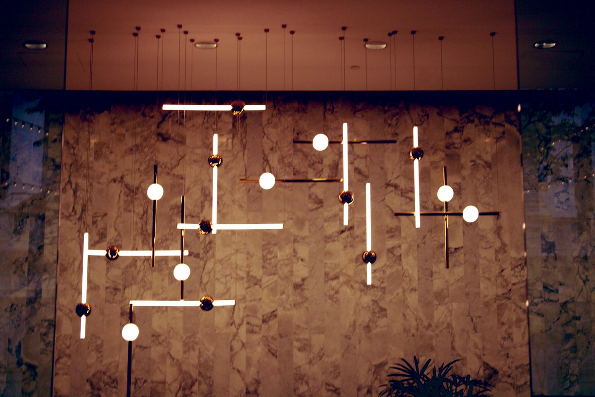 steadyshotzau's tweet image. Perfect timing with an amazing light feature #featurelight #lights #beauty #Trending #cannon #1500d #Lithium #POWER #BehindTheLens